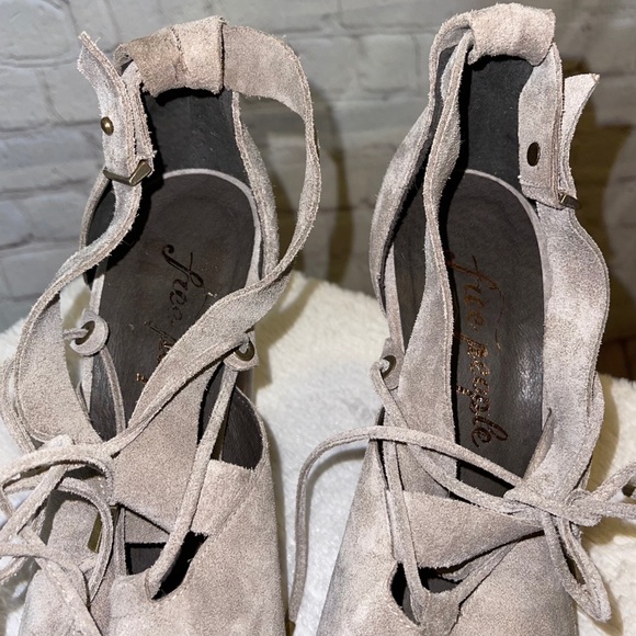 FREE PEOPLE Nouvella Wrap Heel - Picture 13 of 15